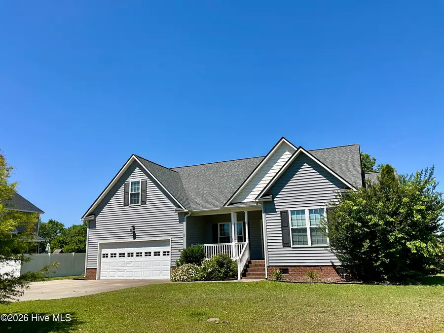 618 Broadmoor Court, Grimesland, NC 27837 - #2