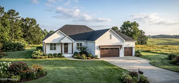 242 Essie Mae Lane, Northwest, NC 28451