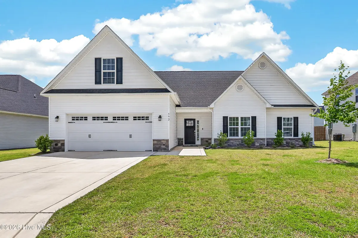 592 Appalachian Trail S, Jacksonville, NC 28546 - #1