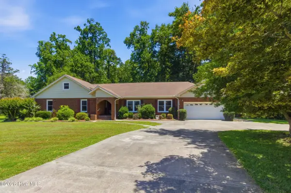 103 Quartre Circle, New Bern, NC 28560