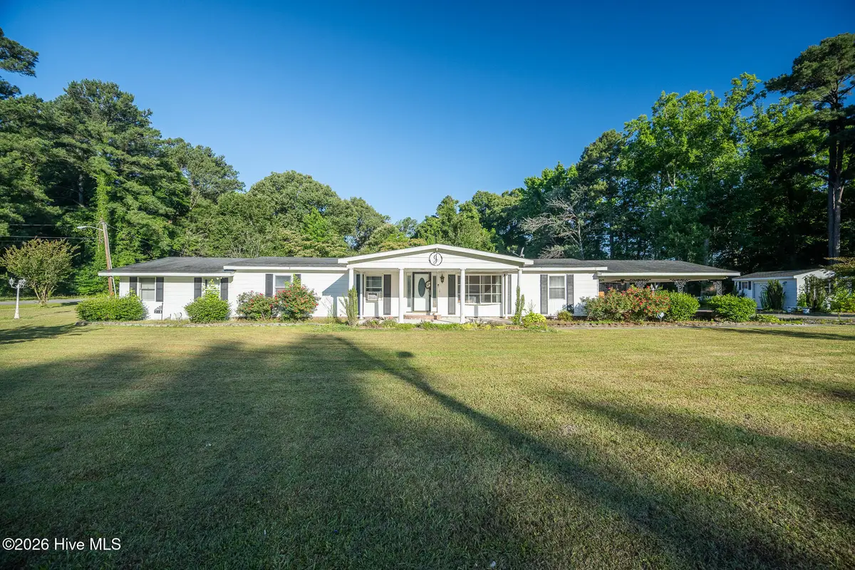 210 Hines Avenue, Elizabeth City, NC 27909 - #1