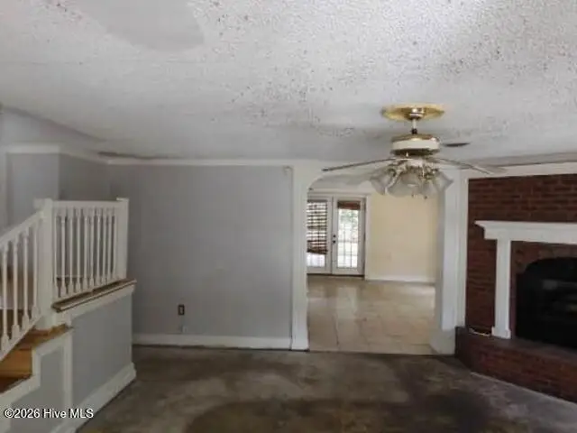 2802 Moore Avenue, New Bern, NC 28562 - #3
