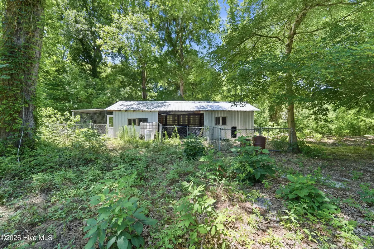 107 Highway 41 E, Trenton, NC 28585 - #1