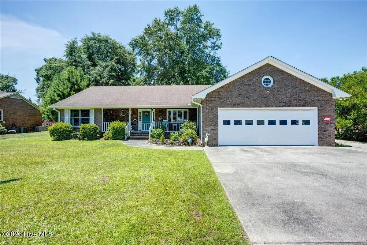 217 Pinewood Drive, New Bern, NC 28562 - #1