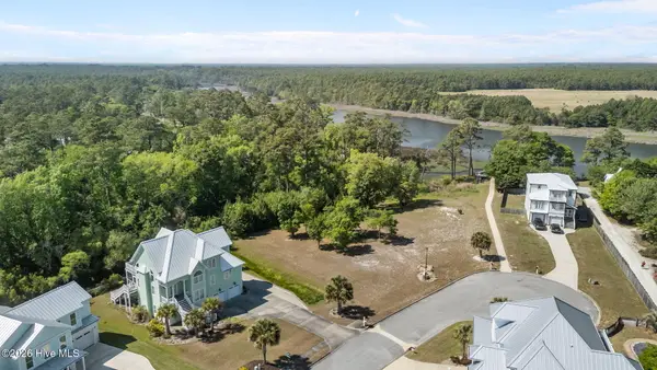 111 Key West Lane, Newport, NC 28570