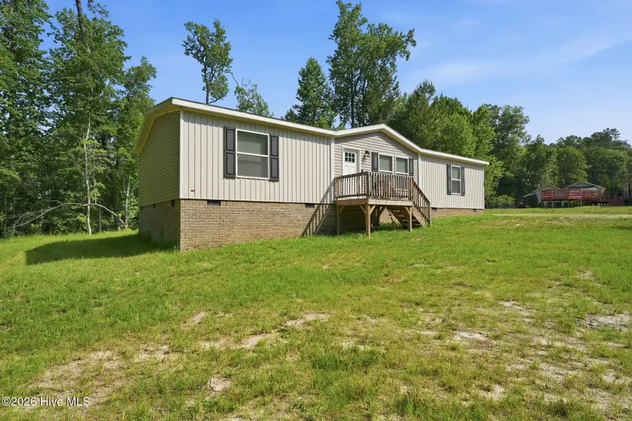 108 Pine Valley Lane, West End, NC 27376 - #2