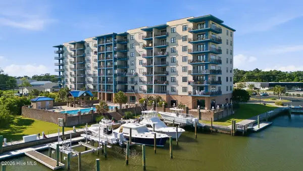 4425 Arendell Street #304 & Bs 16, Morehead City, NC 28557