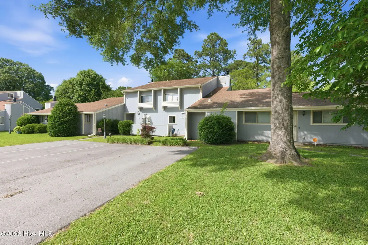 144 Quarterdeck Townhouses, New Bern, NC 28562 - #1