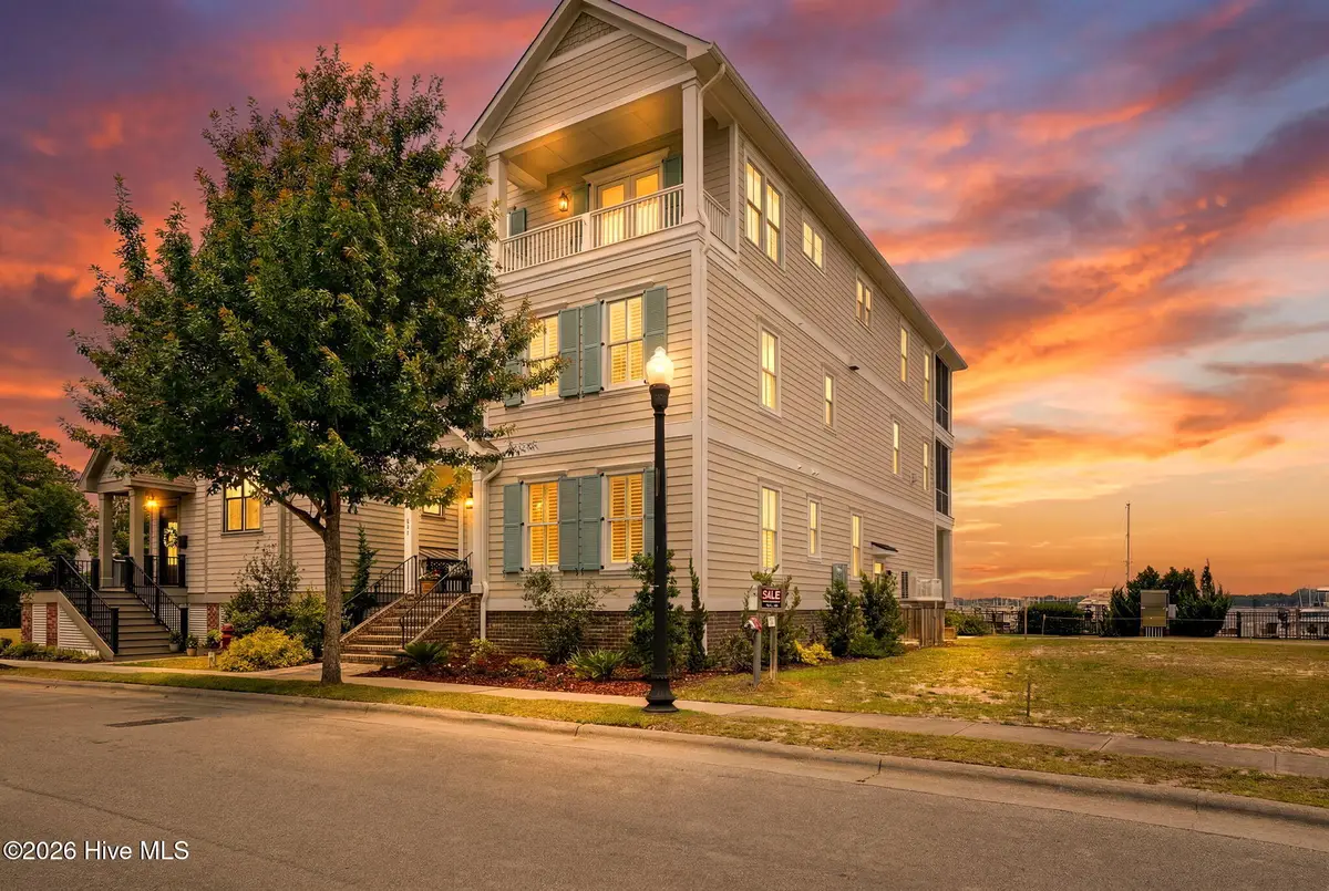 808 E Front Street, New Bern, NC 28560 - #1