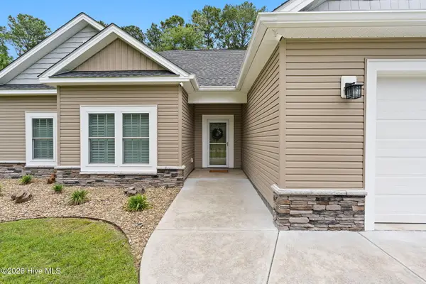 676 Boundary Loop Road Nw, Calabash, NC 28467