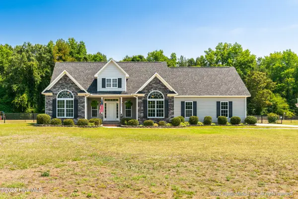 1227 Grayleigh Drive, Ayden, NC 28513