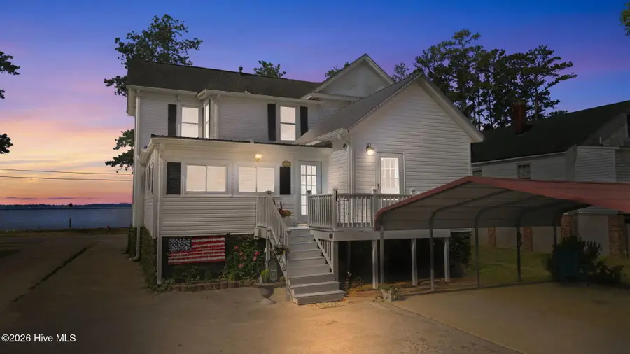 655 E Water Street, Belhaven, NC 27810 - #2