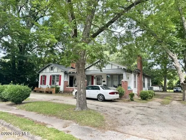 409-411 N Charlotte Street, Washington, NC 27889 - #2