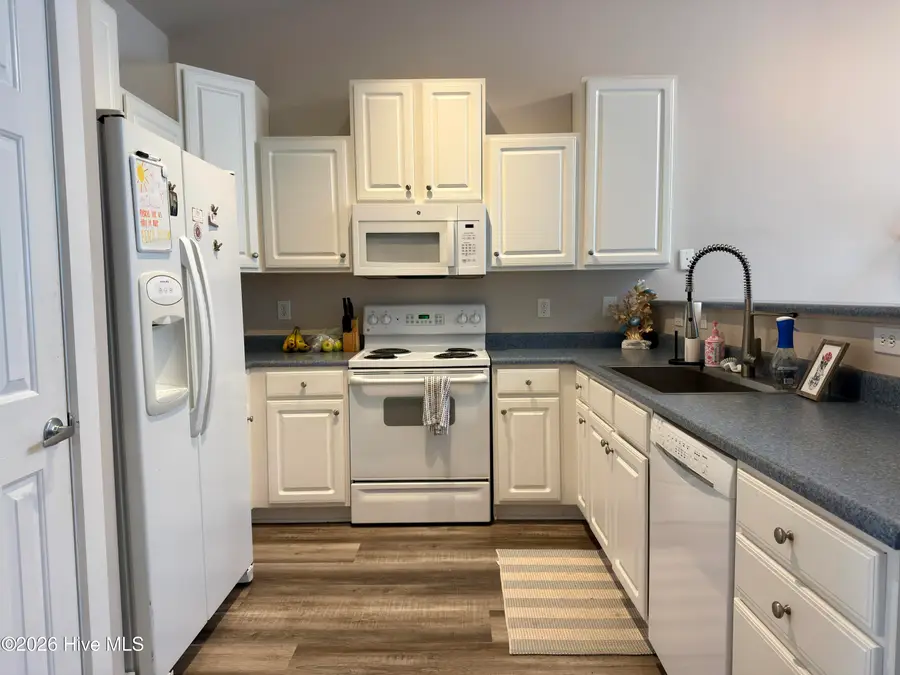 5006 Carleton Drive #Unit 115, Wilmington, NC 28403 - #3
