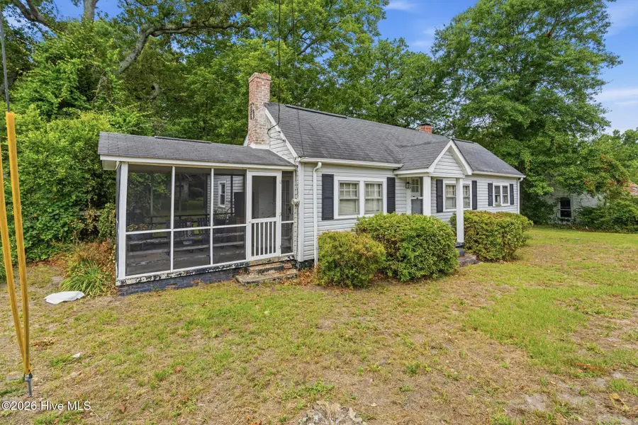 704 E Hamlet Avenue, Hamlet, NC 28345 - #2