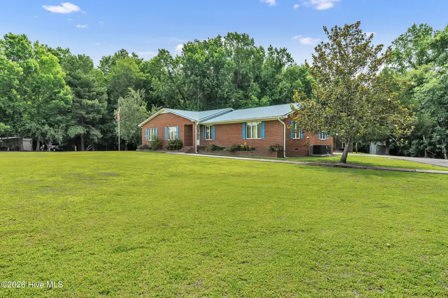 612 Parkertown Road, Hubert, NC 28539 - #2