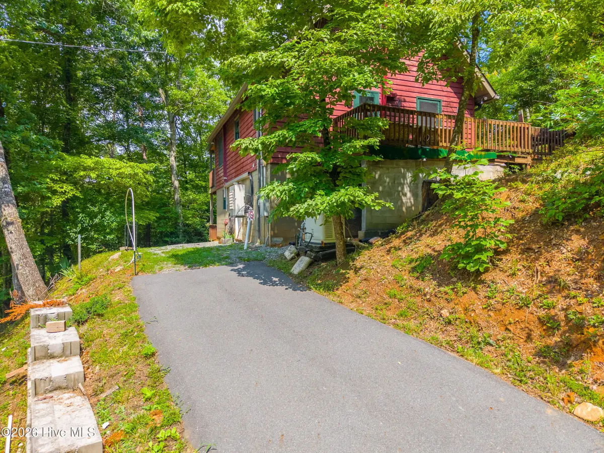 621 Carolina Vista, Robbinsville, NC 28771 - #1