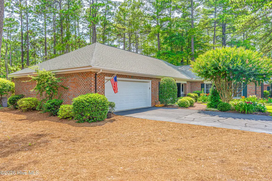36 Courtney Place, Southern Pines, NC 28387 - #2