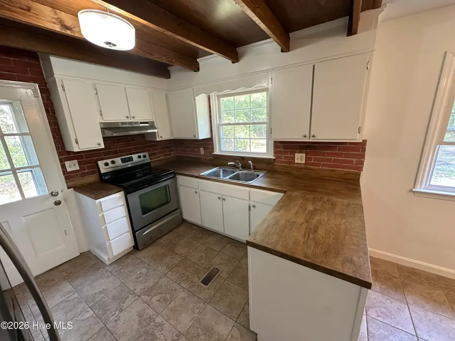12940 Montclair Drive, Laurinburg, NC 28352 - #3