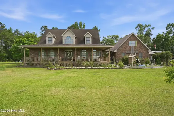 1134 Dixie Drive, Red Springs, NC 28377