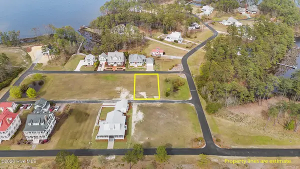 23 Eastcove Way, Oriental, NC 28571