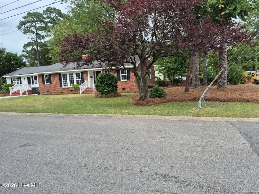 300 N Graham Street, Wallace, NC 28466 - #2