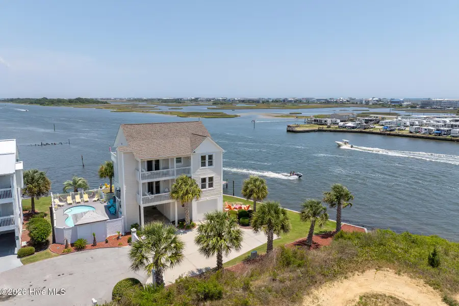 702 Roland Avenue, Surf City, NC 28445 - #2