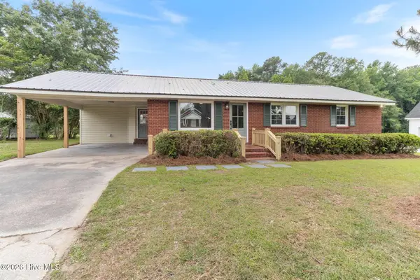207 Sunset Avenue, Whiteville, NC 28472