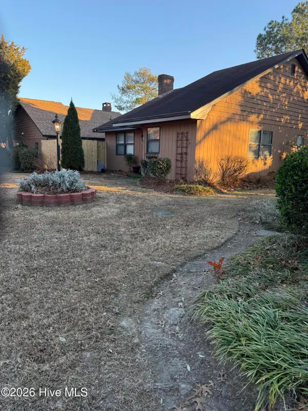 200 Rollins Drive #18, Greenville, NC 27834