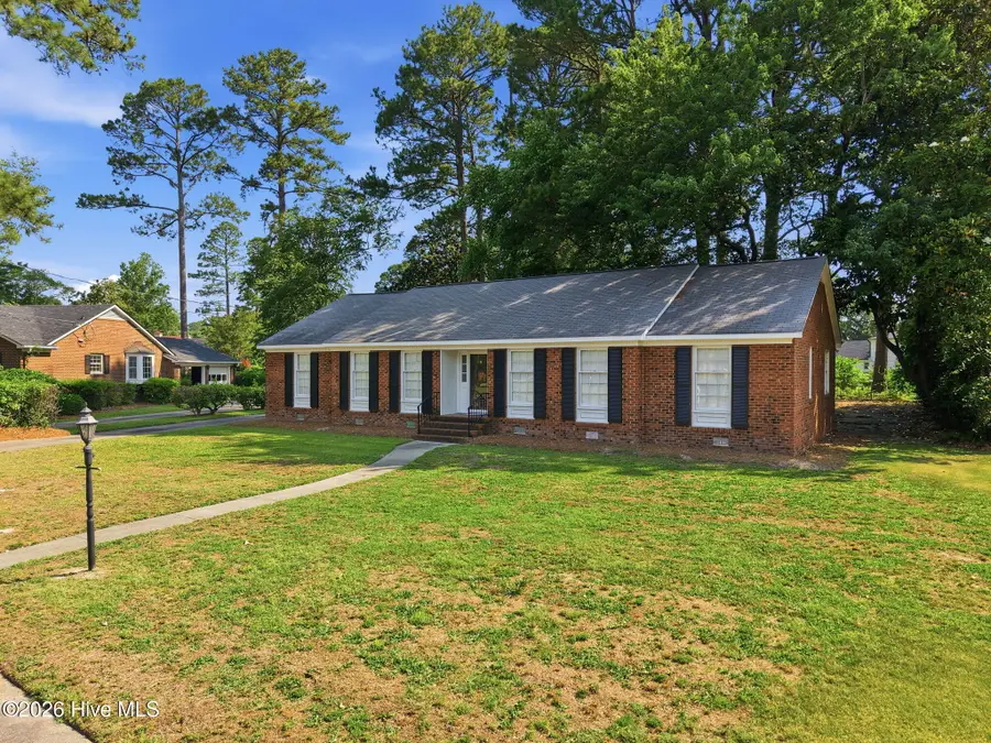1205 W Highland Avenue, Kinston, NC 28501 - #2