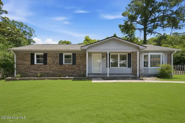 5221 Sardou Road, Wilmington, NC 28412