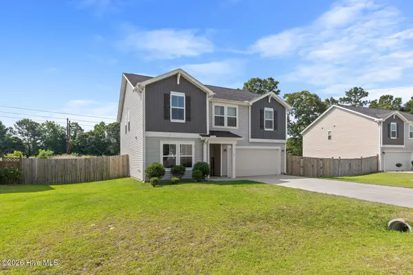 1110 Farmhouse Lane, Jacksonville, NC 28546