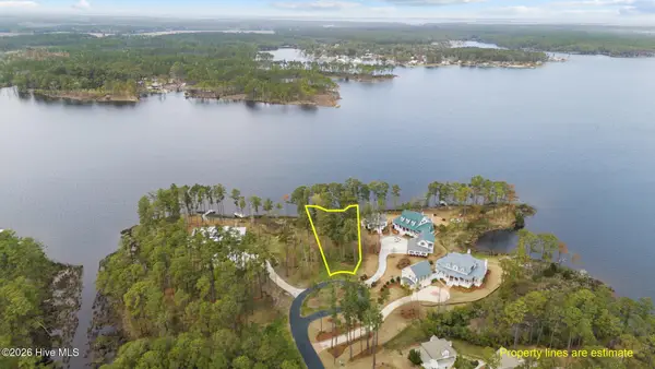 612 Homestead Road, Oriental, NC 28571
