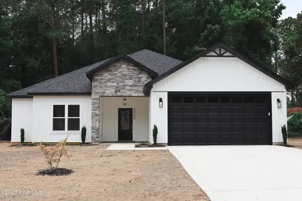 2500 Brookhaven Drive, Kinston, NC 28504