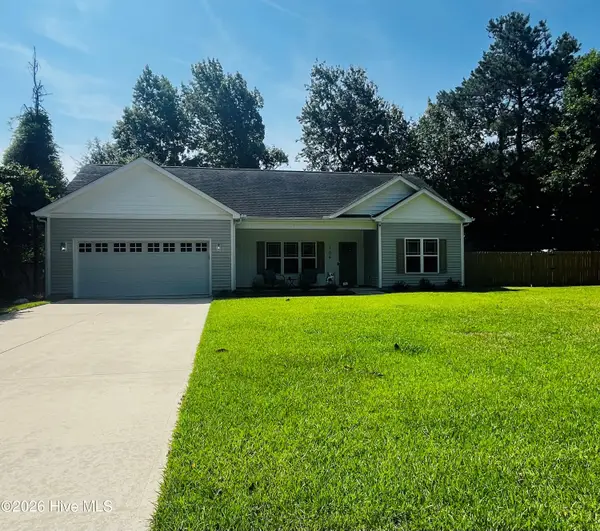 106 Driftwood Lane, Hampstead, NC 28443