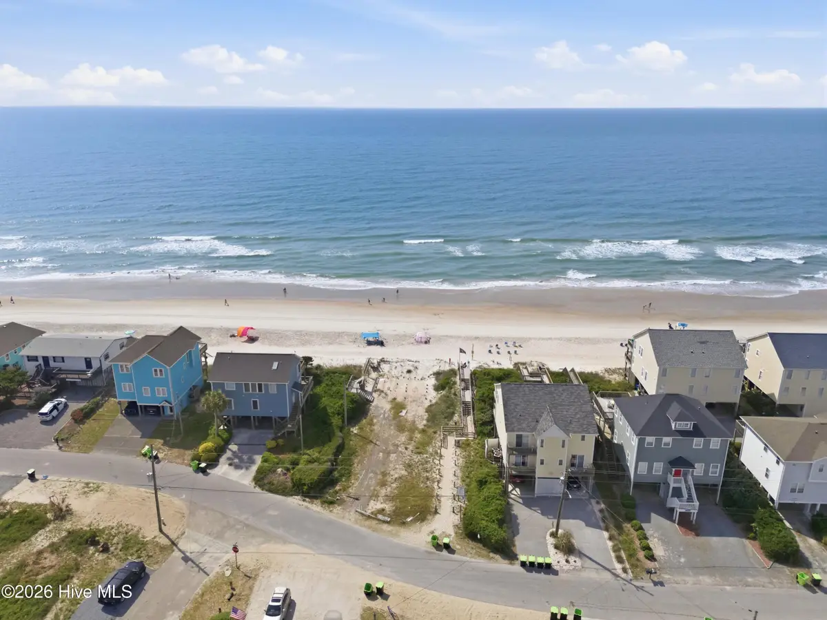 522 N Shore Drive, Surf City, NC 28445 - #1