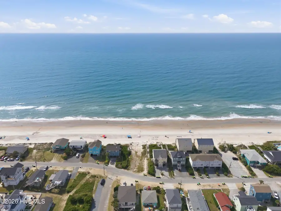522 N Shore Drive, Surf City, NC 28445 - #2