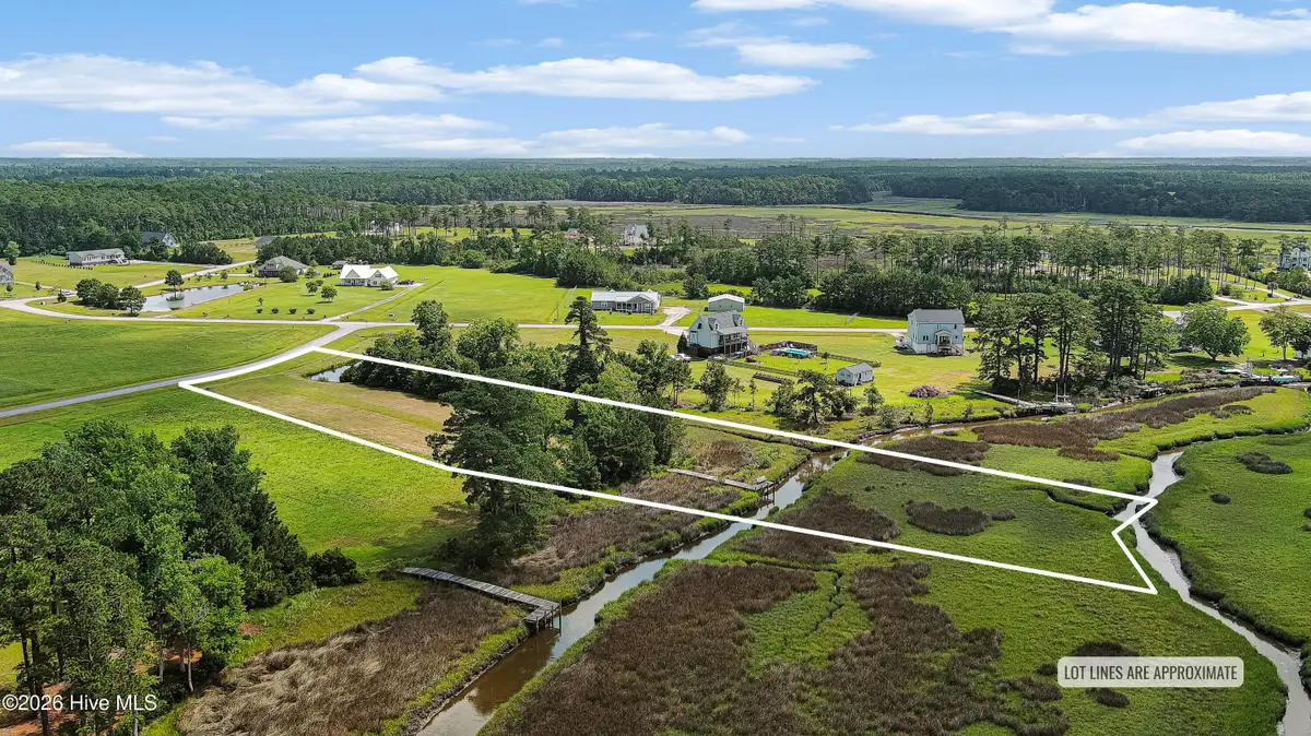303 Orchard Circle, Newport, NC 28570 - #1