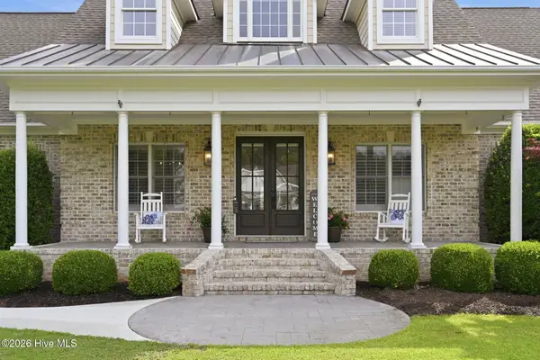 102 N Stargazer Court, Hampstead, NC 28443