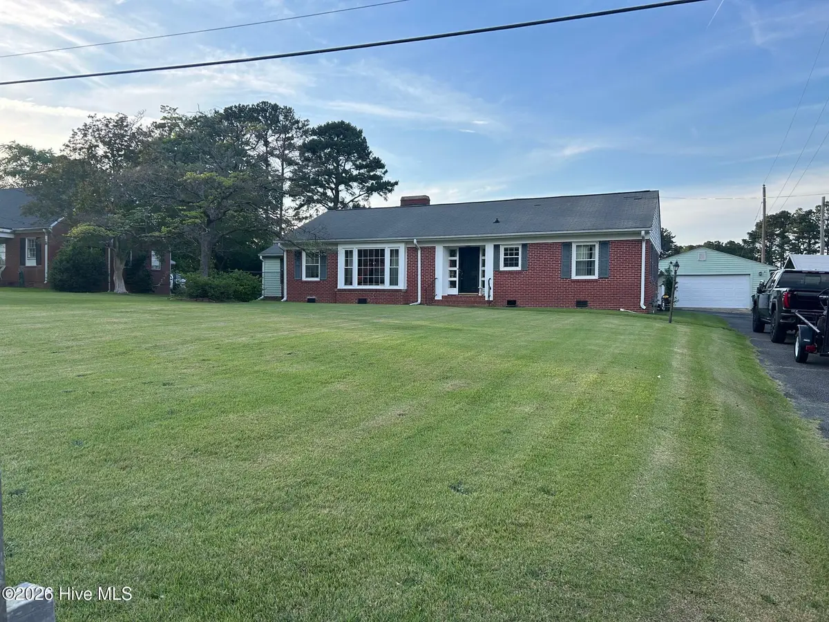411 E Green Street, Macclesfield, NC 27852 - #1