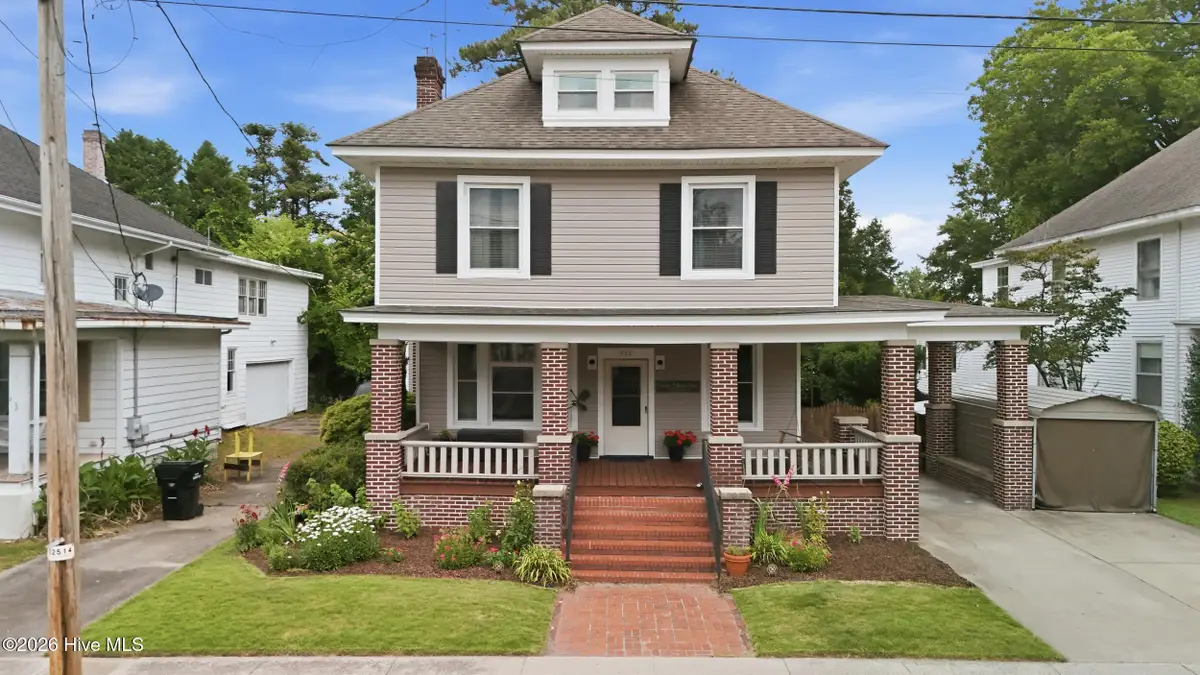 912 W Church Street, Elizabeth City, NC 27909 - #1