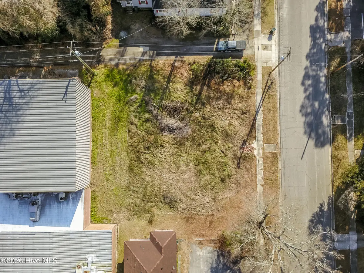 308 Everett Street, Laurinburg, NC 28352 - #1