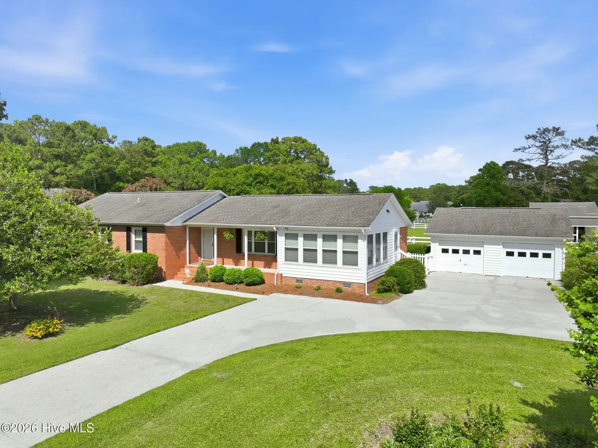 626 W Firetower Road, Swansboro, NC 28584 - #1
