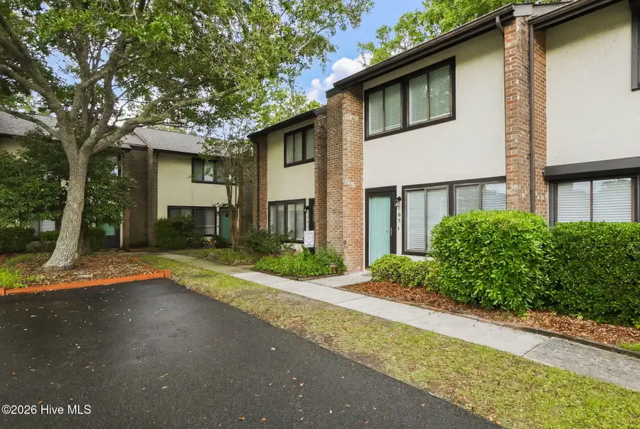 113 Bonner Avenue #105, Morehead City, NC 28557 - #3