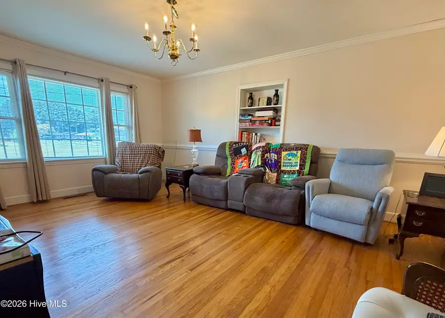 355 Camellia Street, Kinston, NC 28504 - #3