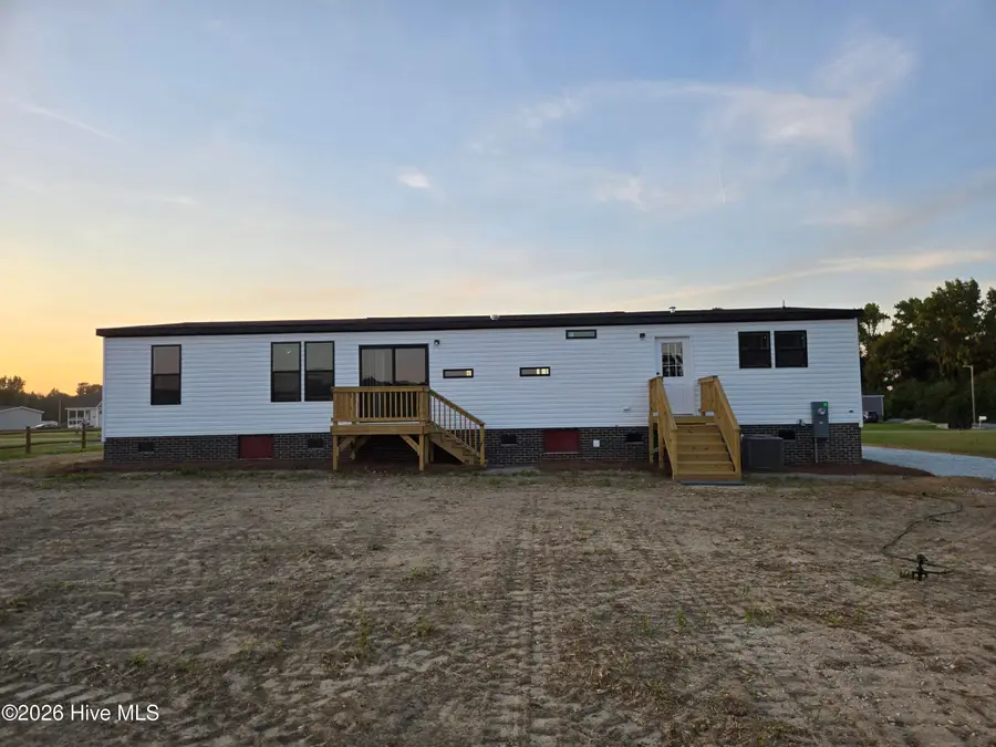 128 Sand Ridge Drive, Beulaville, NC 28518 - #2