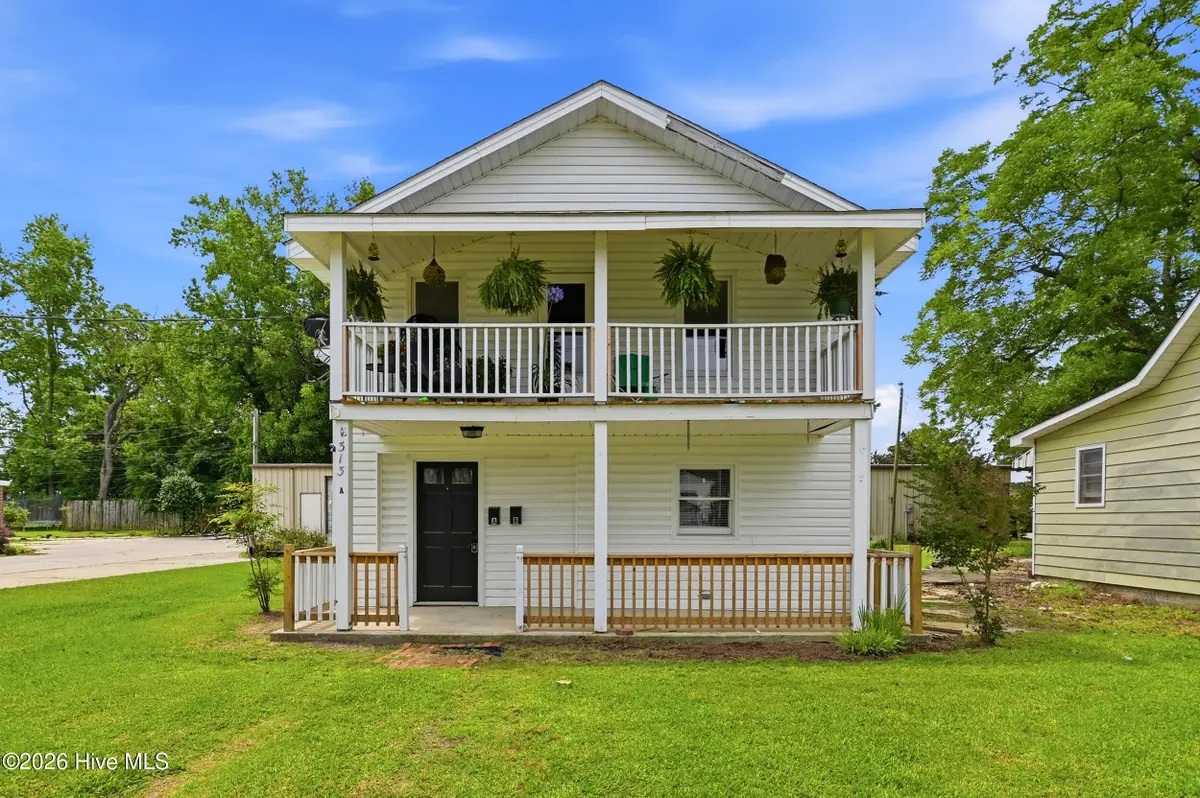313 W Lewis Street #A & B, Whiteville, NC 28472 - #1