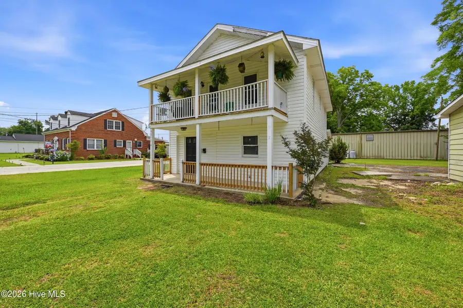 313 W Lewis Street #A & B, Whiteville, NC 28472 - #2