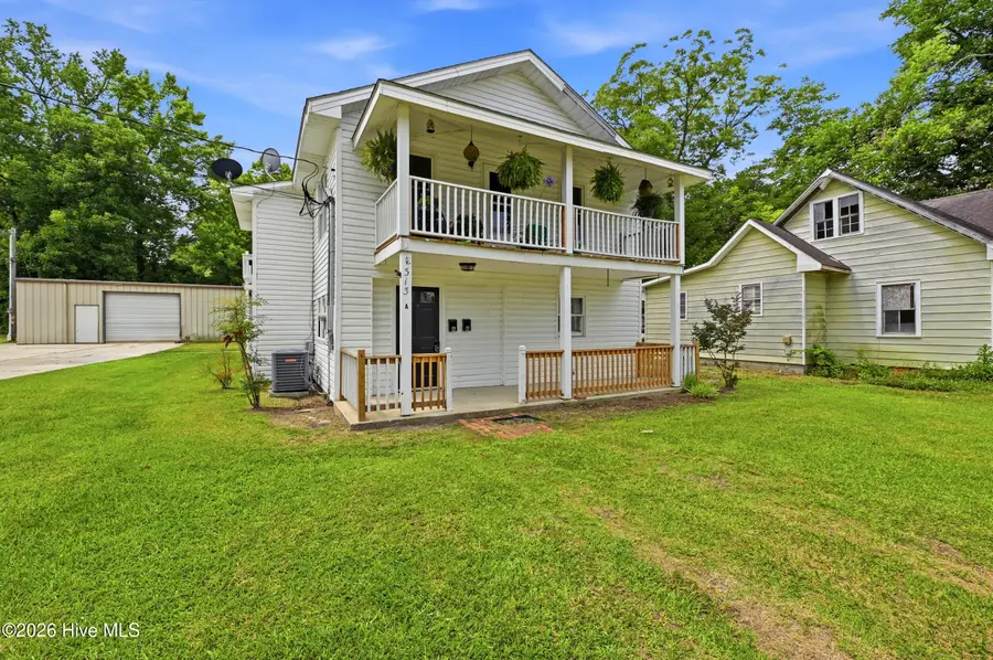 313 W Lewis Street #A & B, Whiteville, NC 28472 - #3