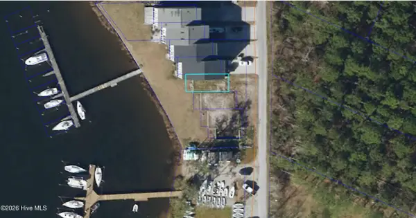 236 Blackwell Point Loop Road, Oriental, NC 28571